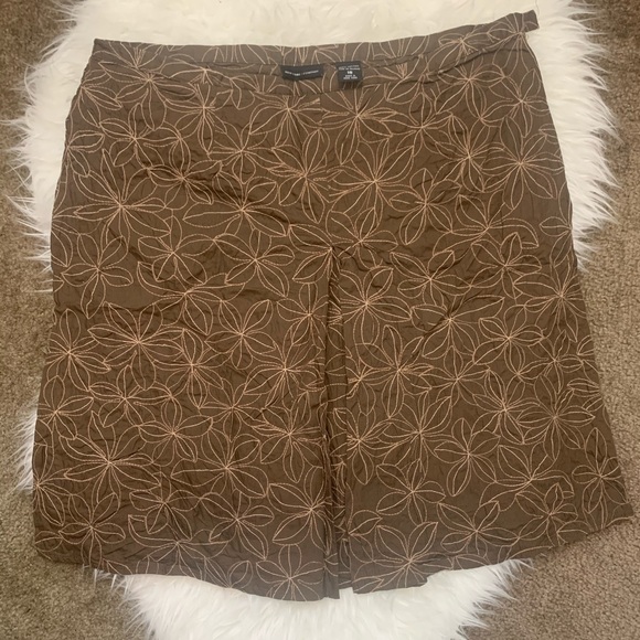 New York and Company Skirt - Picture 1 of 3